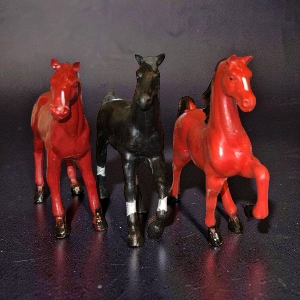 3 Vintage 1975 Imperial Hard Plastic Horse Figures Black & White Red 6” B5